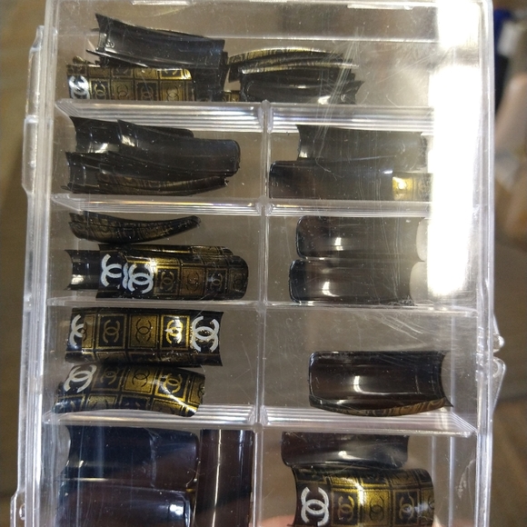 Nail tips - Picture 4 of 4